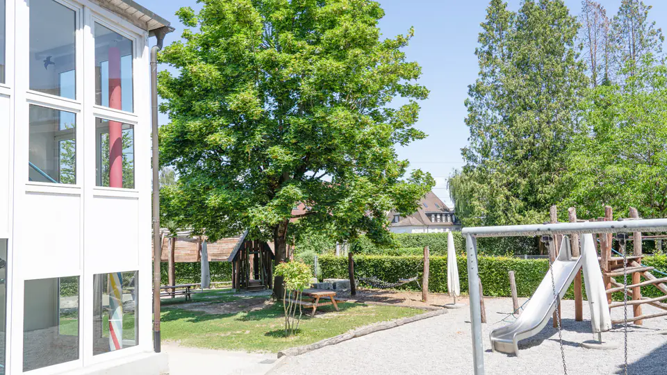 Außenansicht Montessori-Kinderhaus St. Nikolaus